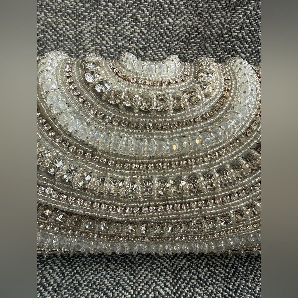 Handmade Silver Pearls and Beaded Party Clutch Bag- Brand New - Picture 4 of 7
